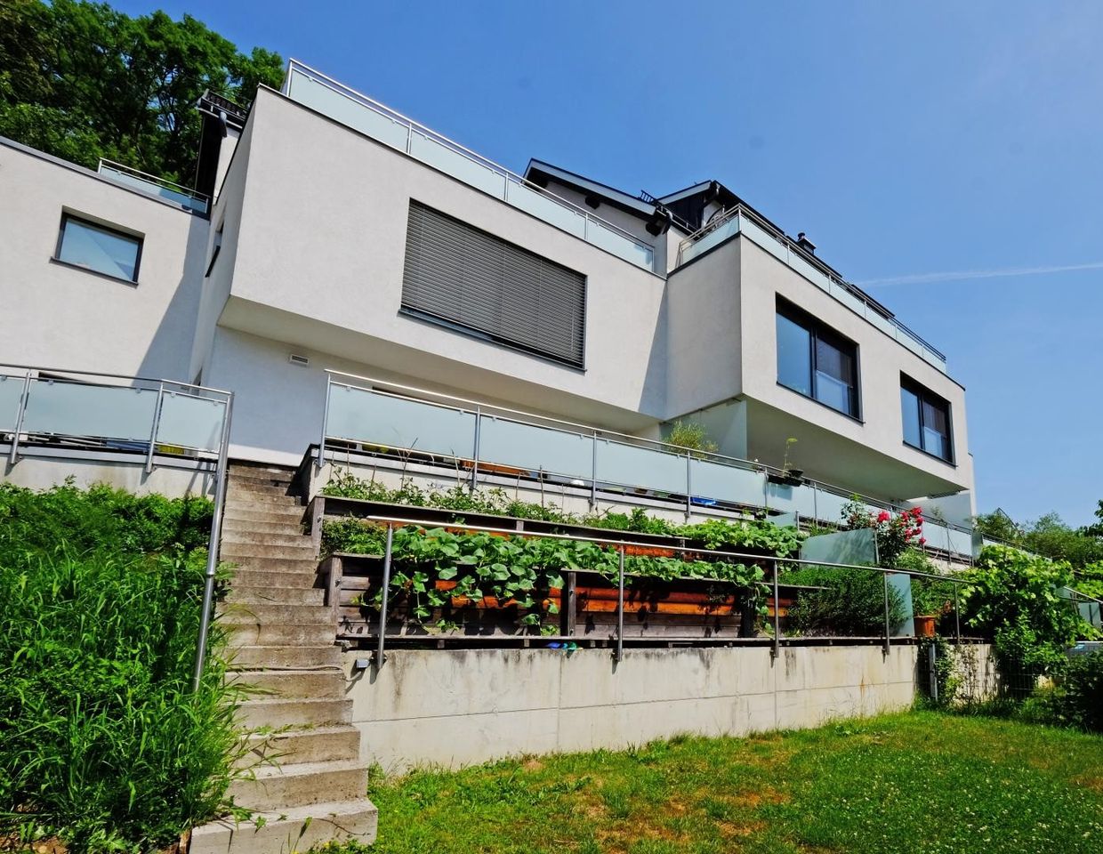 LUXUSREIHENHAUS mit Gebirgsblick-nahe Uni Linz