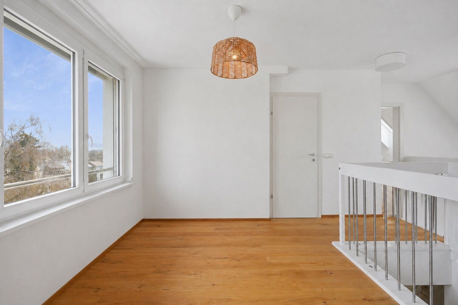Exklusive Dachgeschoss-Maisonette in Bestlage mit Traumblick - More