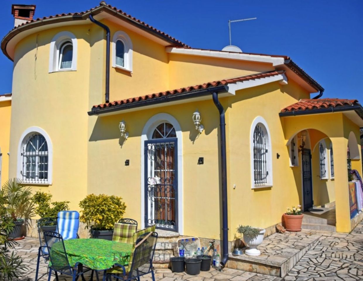 Schönes Haus in ruhiger Lage in der Nähe von Porec