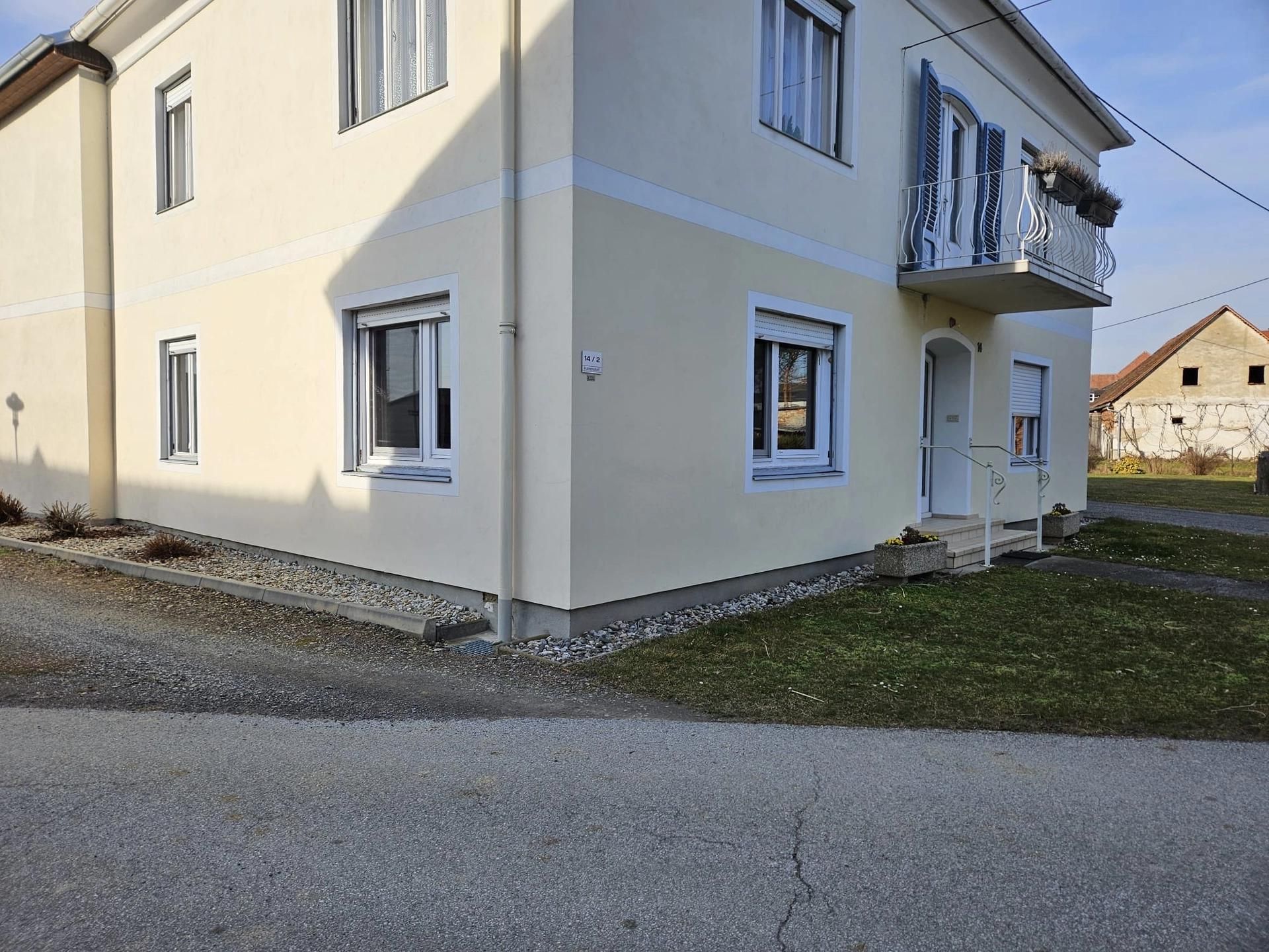 Untergeschoß Wohnung mit Garage (Provisionsfrei)