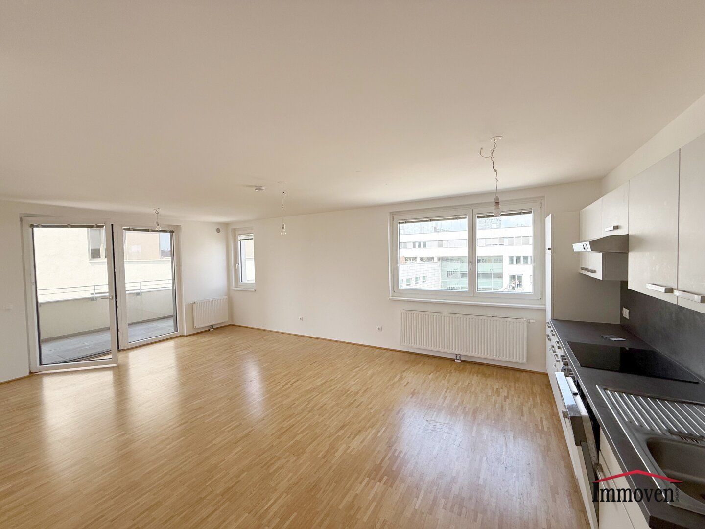 SOMMERAKTION* - ERSTES MONAT MIETFREI - 4-Zimmerwohnung mit Balkon beim FH-Joanneum!