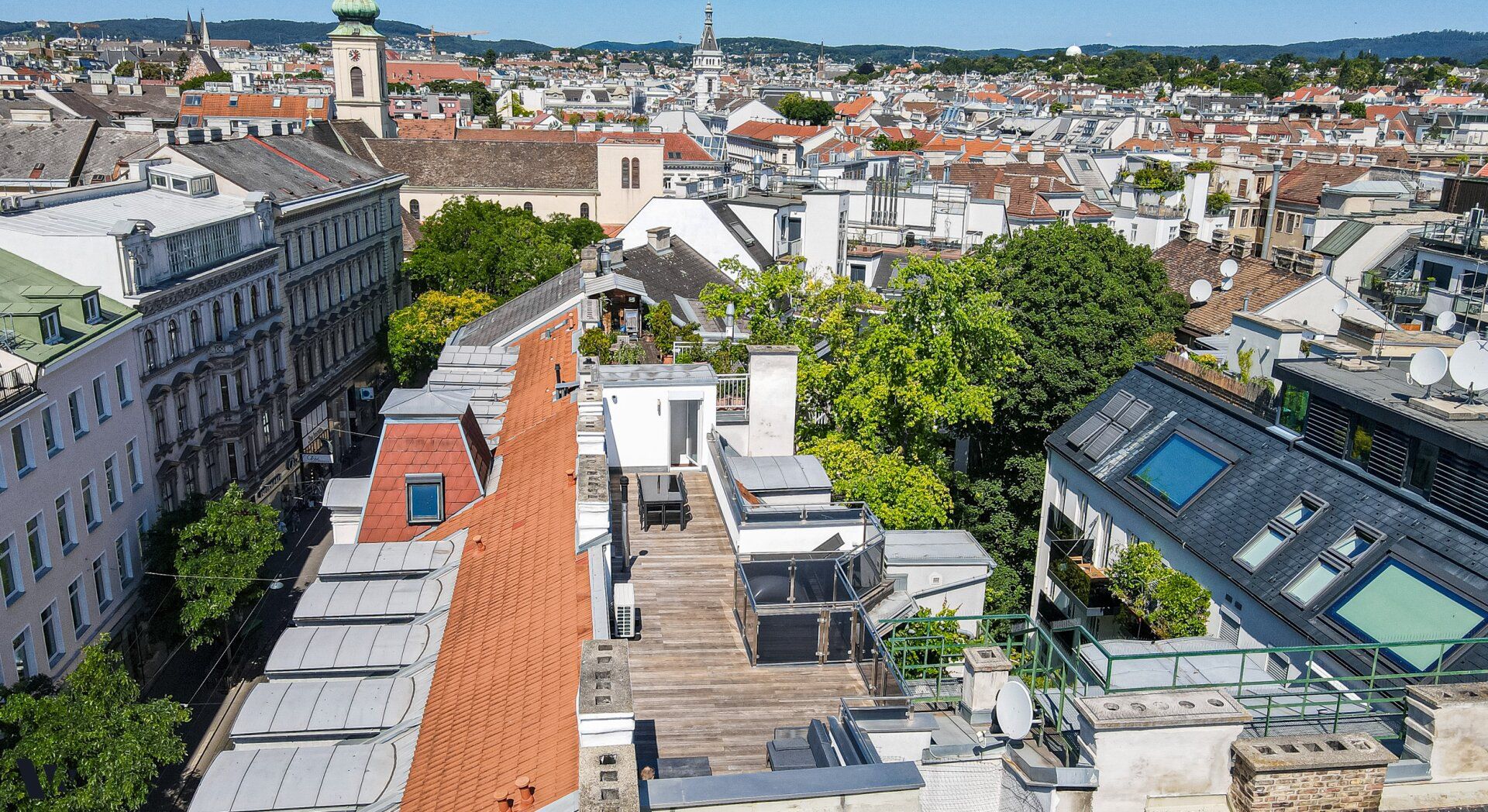 TURMFLAIR AM KUTSCHKERMARKT | DESIGNERWOHNUNG MIT DACHTERRASSE | VIDEO-PRÄSENTATION