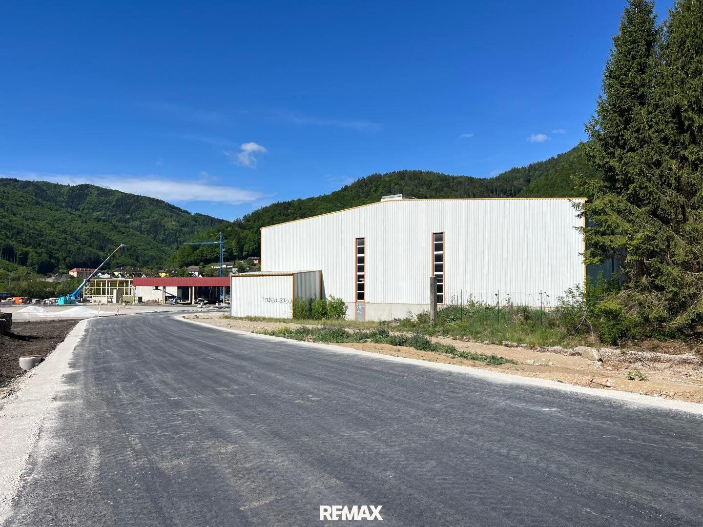 Lagerhalle mit ca. 2.670 m² auf einer Gewerbefläche von ca. 6.000 m² in Frohnleiten - Ansicht 3