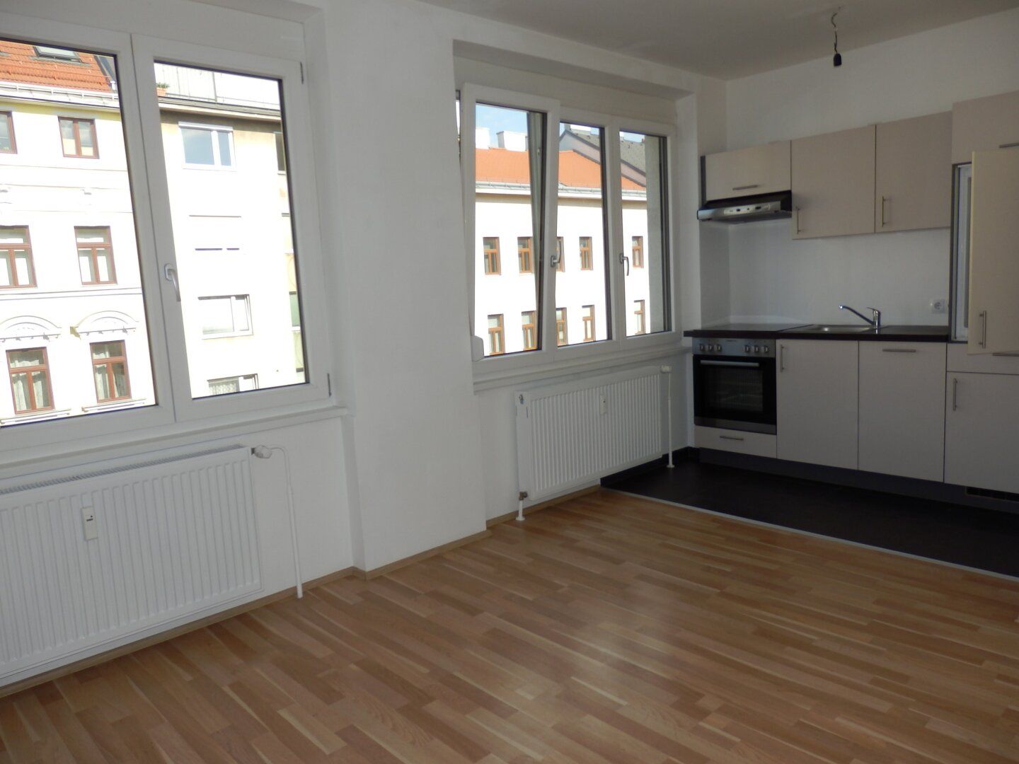 IDEALE kleine 2 Zimmer Neubauwohnung - tolle Aufteilung - gleich bei U4 Friedensbrücke !!