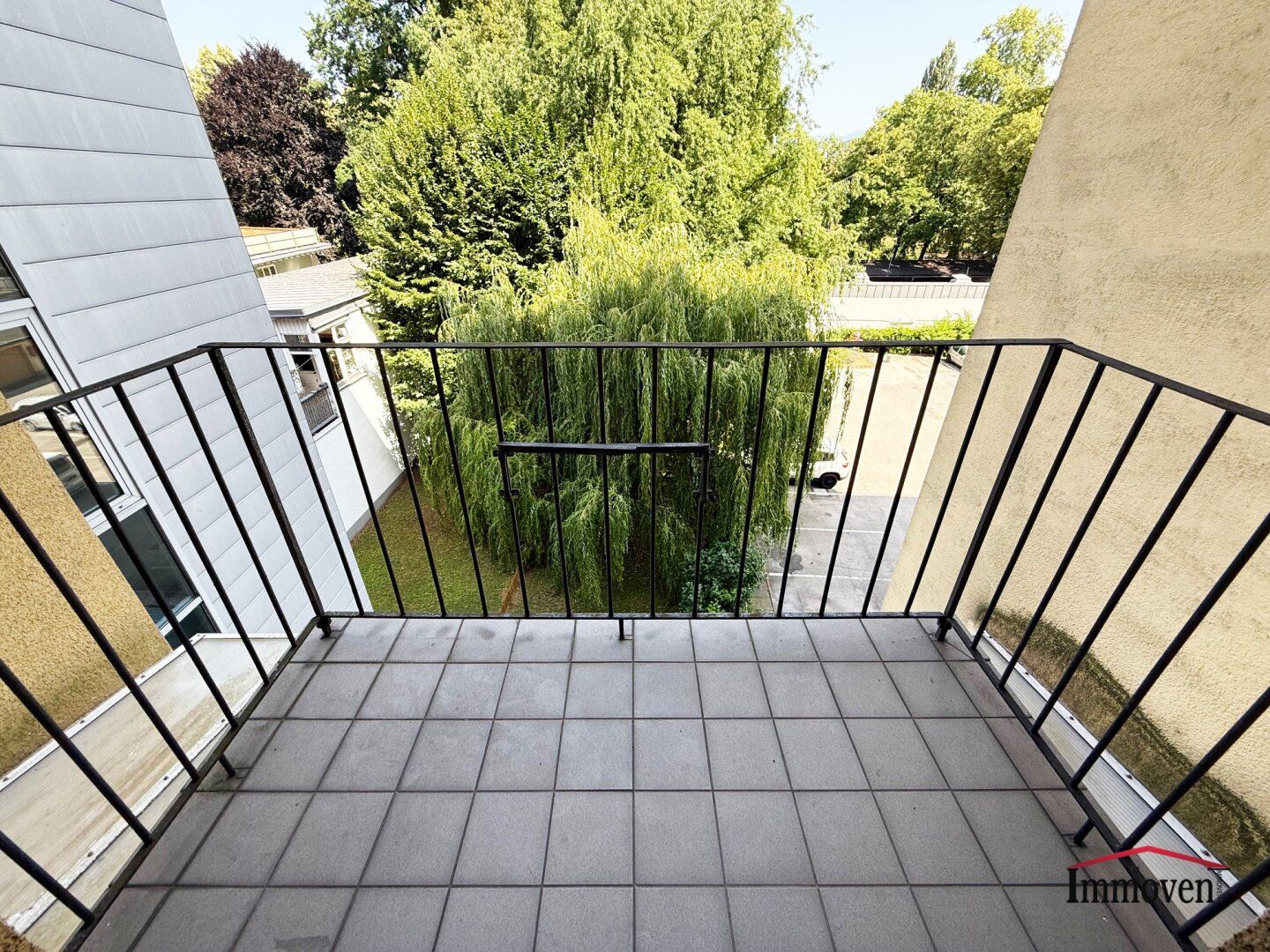 PROVISIONSFREI - UNSANIERT: 2-Zimmerwohnung mit Balkon und zusätzlichen GOODIES!