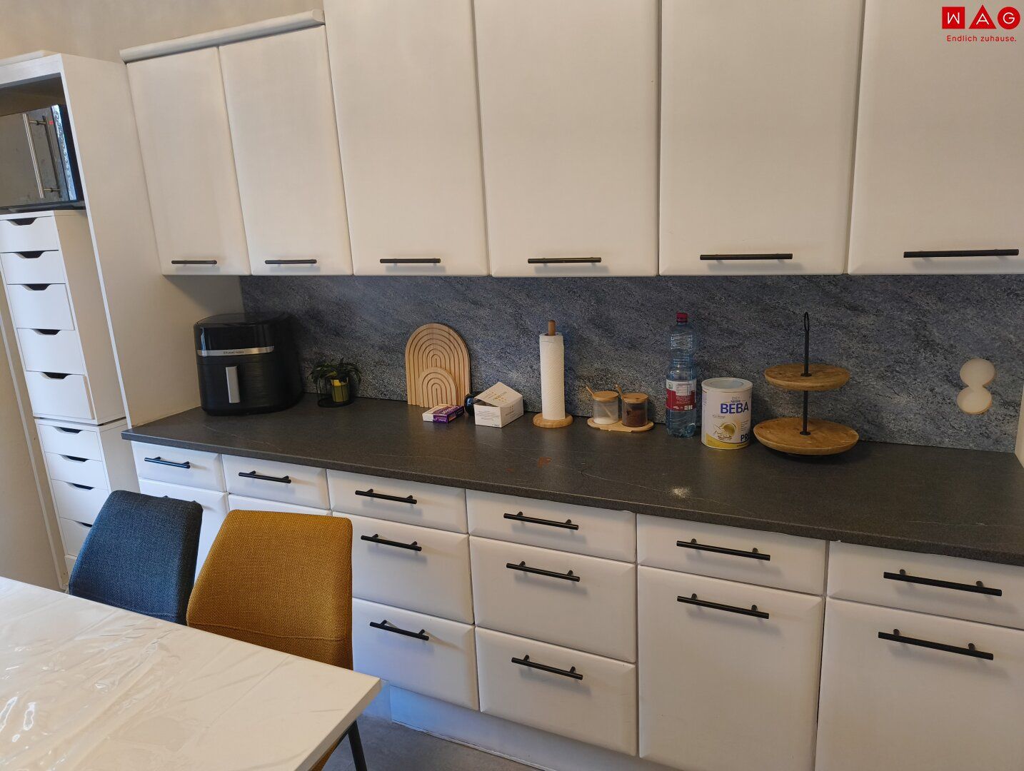 Helle und freundliche Wohnung am südseitigen Sonnenhang in top Lage mit Balkon!