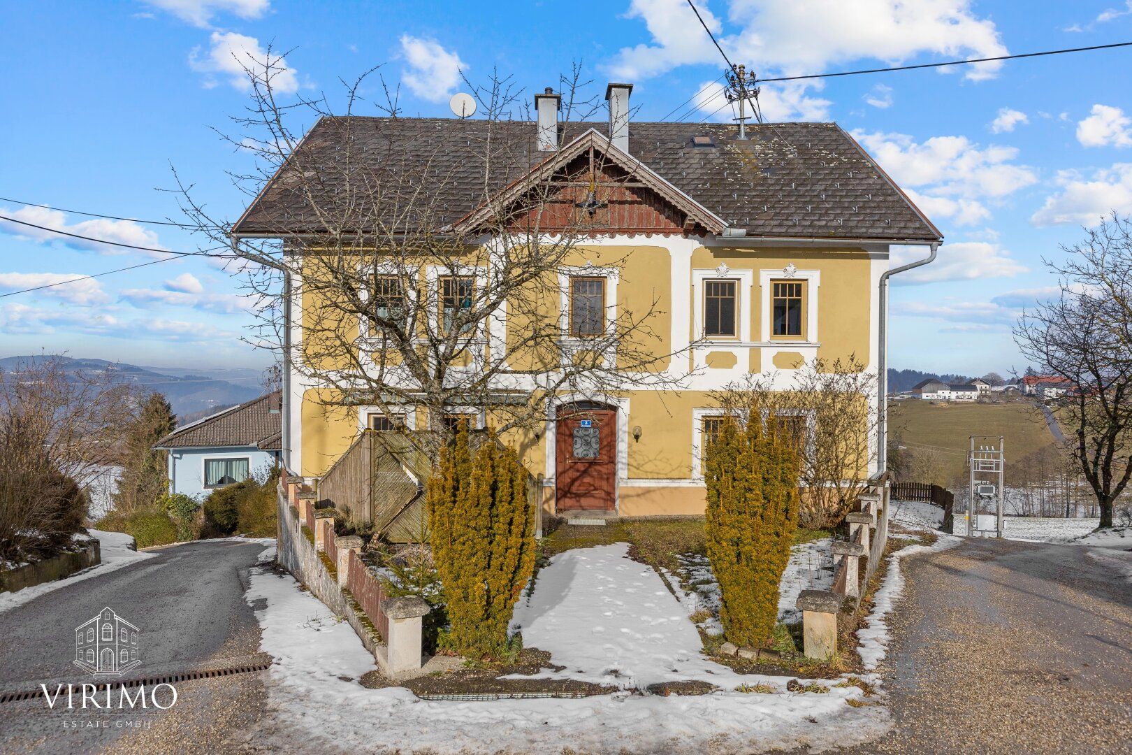Großzügiges Mehrfamilienhaus mit drei Wohneinheiten in Kirchberg ob der Donau - Ideal für Großfamilien oder Investoren!