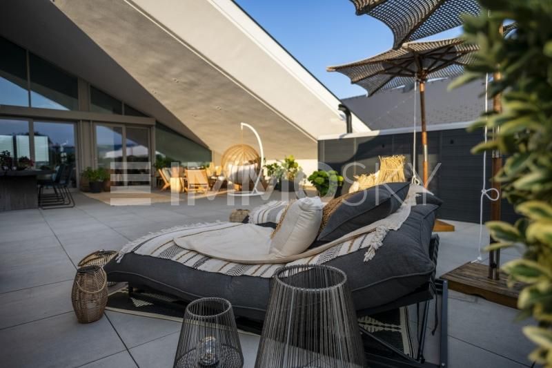 ZWEITWOHNSITZ FÄHIGE DESIGNIKONE - HIGH-END LIVING AUF 359m²