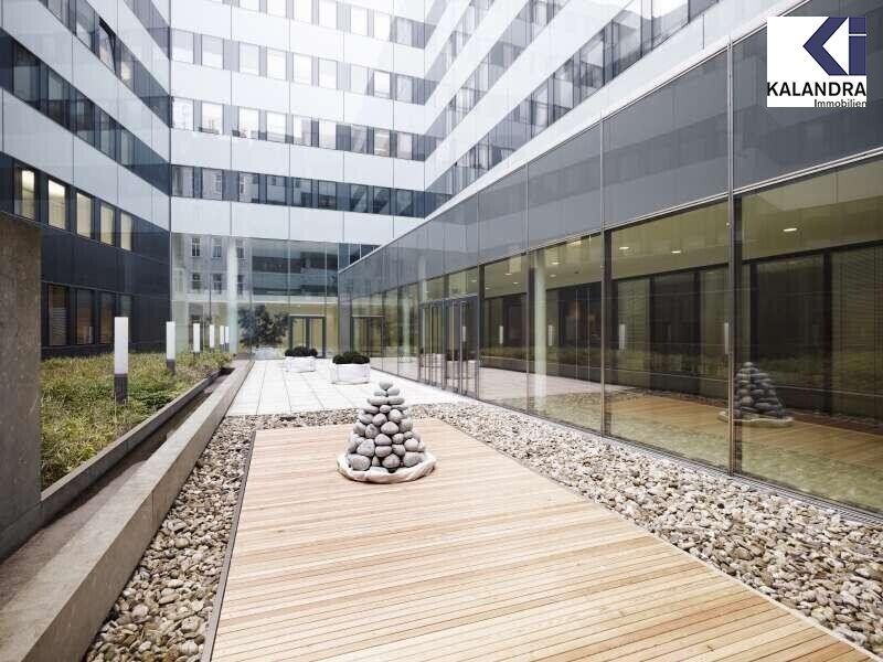 MODERNE BÜROFLÄCHEN - Mehr