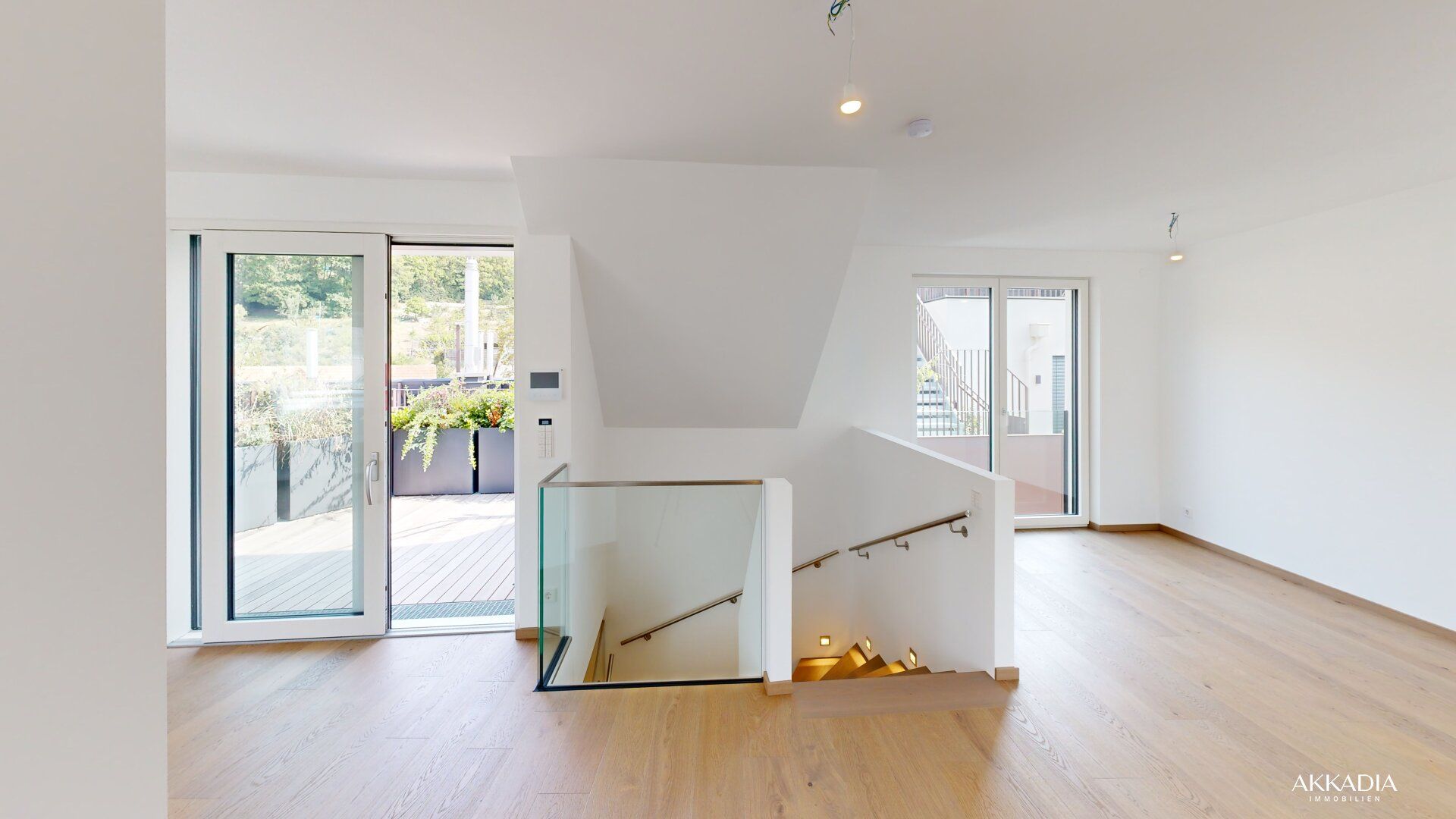 ZUR SCHÖNEN AGNES - Exklusive 5-Zimmer-Dachgeschoss-Maisonette mit 3 Terrassen im grünen Sievering - PROVISIONSFREI