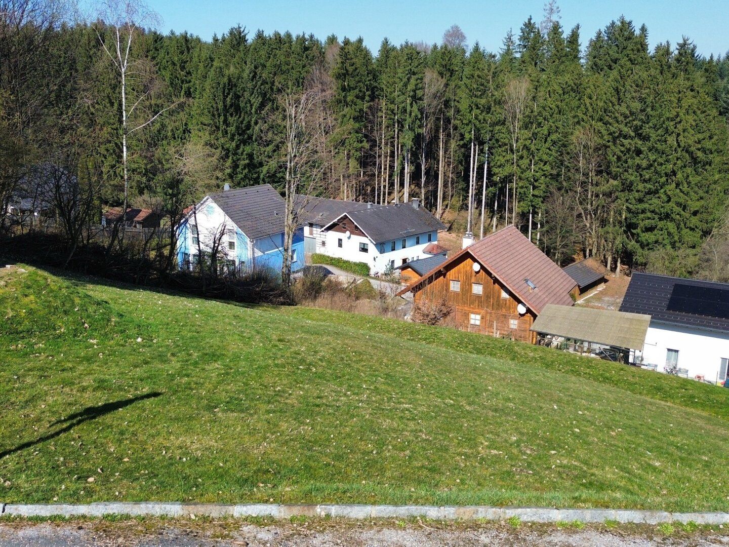 XL-Baugrundstück zum kleinen Preis, kein Bauzwang, voll aufgeschlossen in traumhafter Ruhelage in Puchkirchen am Trattberg - Mehr