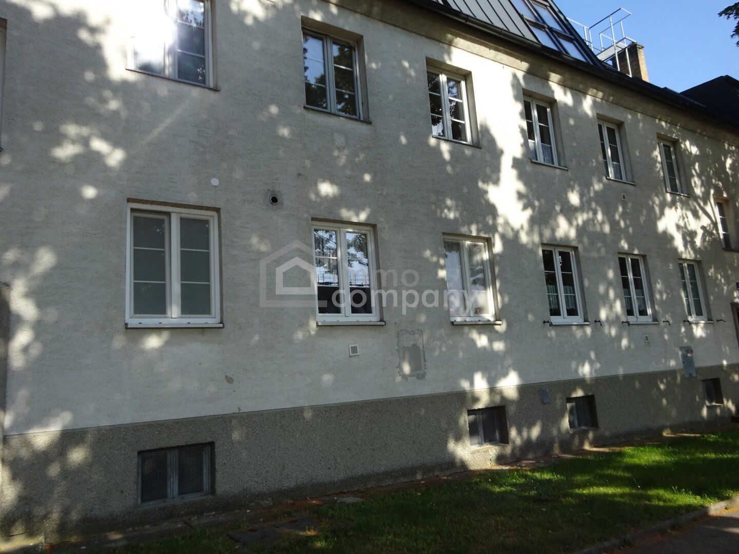 Attraktives Zinshaus in Stockerau - Renditeobjekt- 436m² Nutzfläche plus 605m² Gärten!