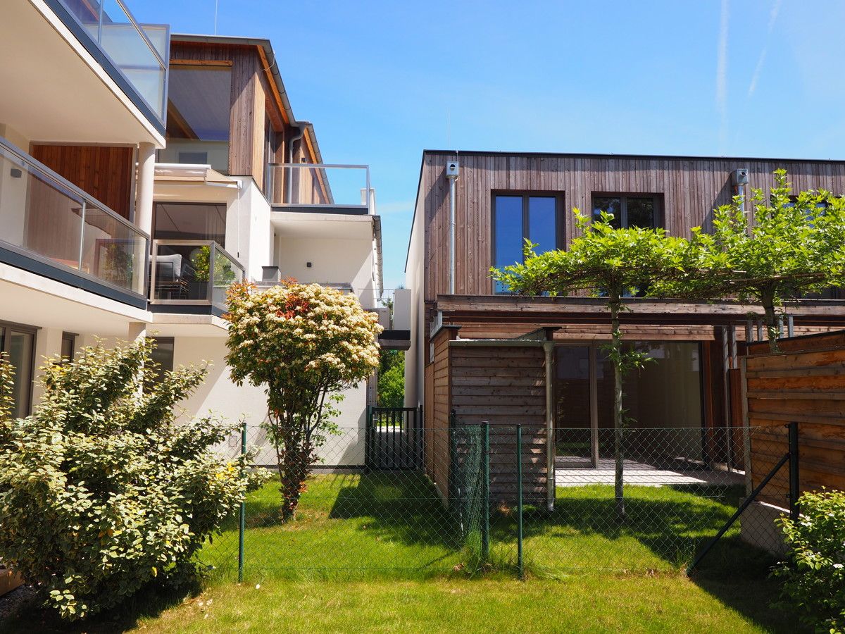 OPEN HOUSE FREITAG 14.00 - 16:00 UHR! Provisionsfrei! Harmonische Wohnqualität mit Grünblick!