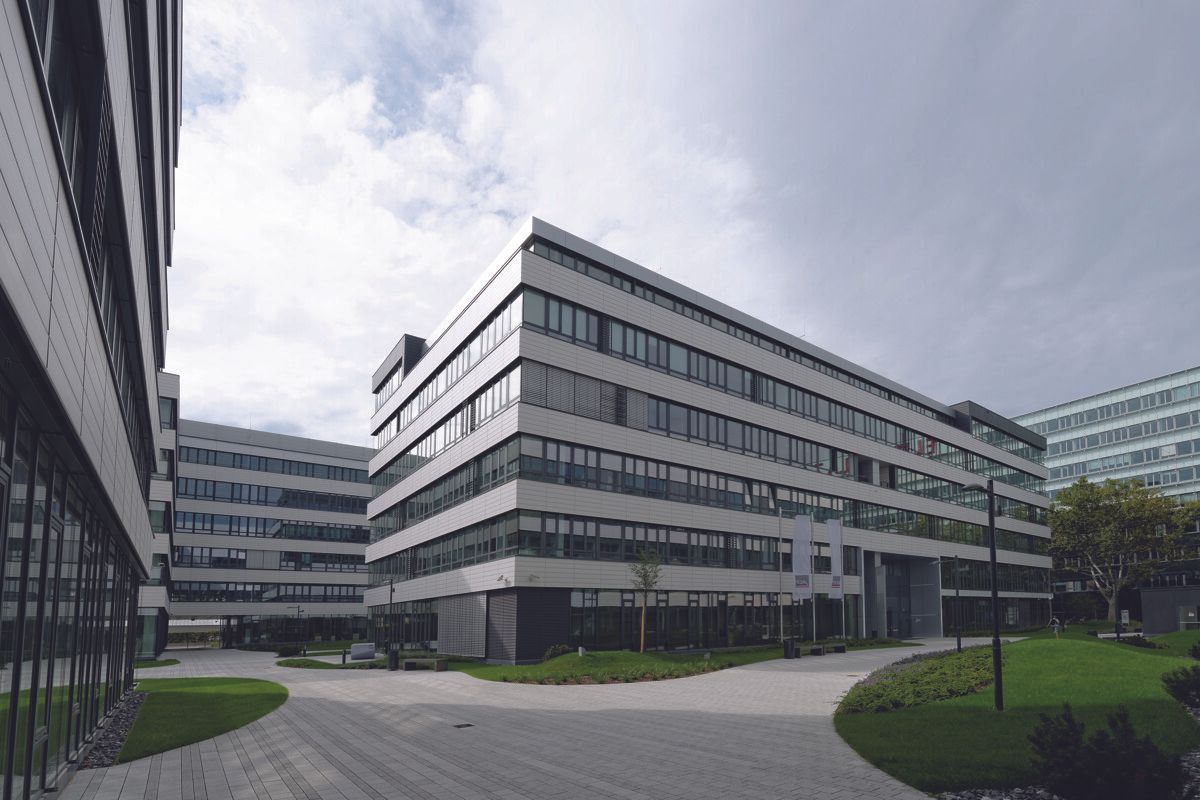 EURO PLAZA 5 - Bauteil H & J - Modernes Arbeiten mit Campus-Feeling - Ansicht 4