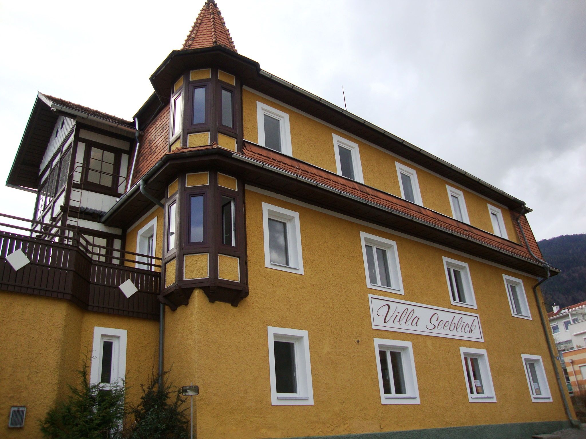 Schöne Erdgeschosswohnung mit Terrasse und Garten unweit vom See. Eventuell auch Miete/Mietkauf.