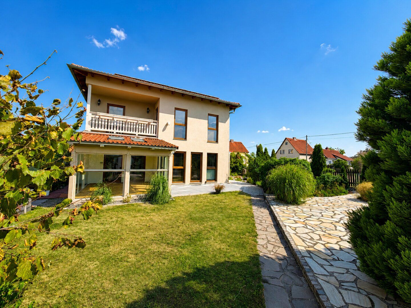 Haus – Neunkirchen - Ansicht 2