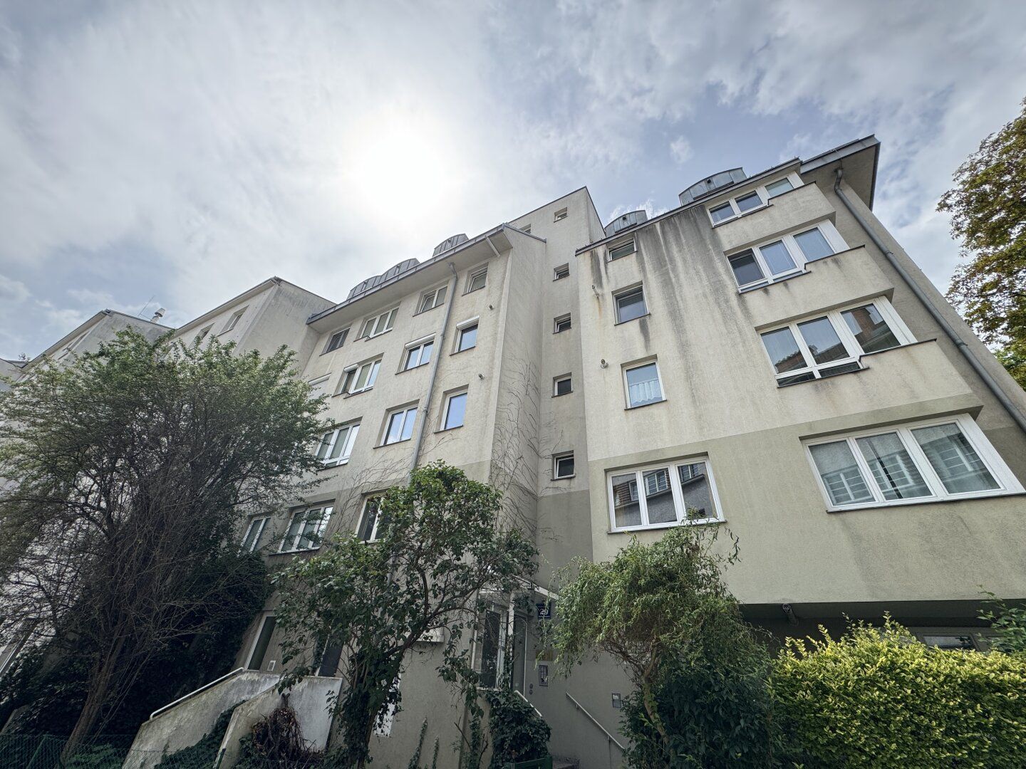 Traumhafte 2-Zimmer-Wohnung in 1140 Wien - Ihr Sanierungsprojekt zum Top-Preis!