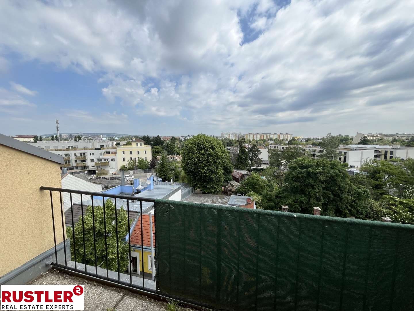 Top Lage in Floridsdorf: Wohnung mit 2 Balkonen & Donauturm-Blick
