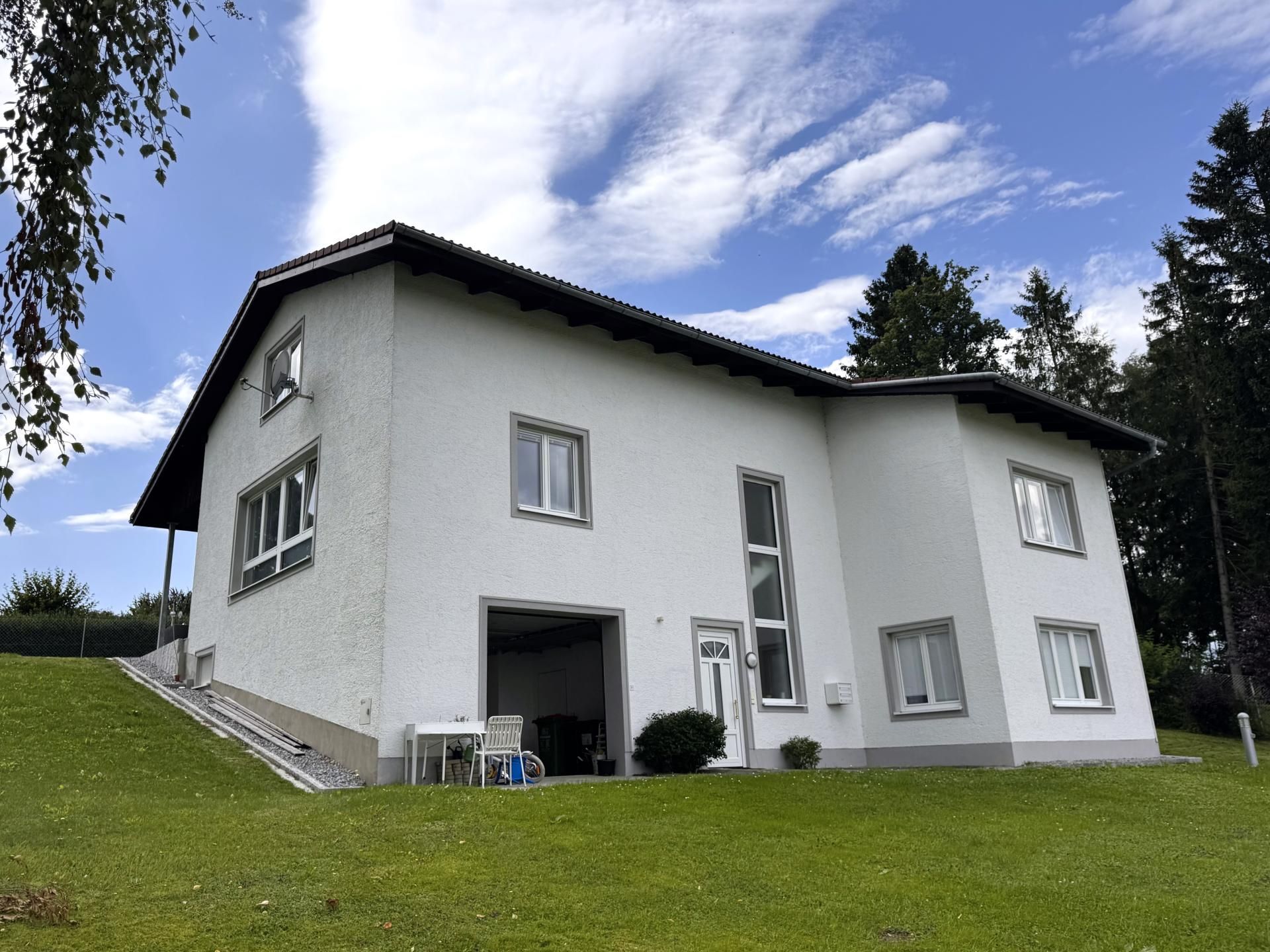 Wohnen im 3-Parteienhaus - Ruhige Lage, nah am Zentrum