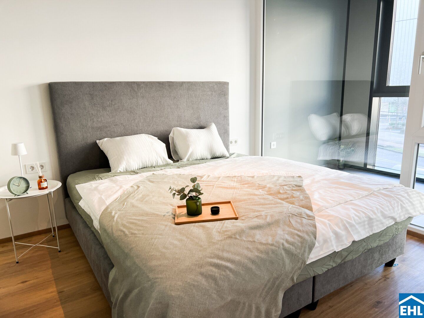 Willkommen im High Five - 2 Zimmer Wohnung mit Abstellraum und Garten ab 01. Juni!