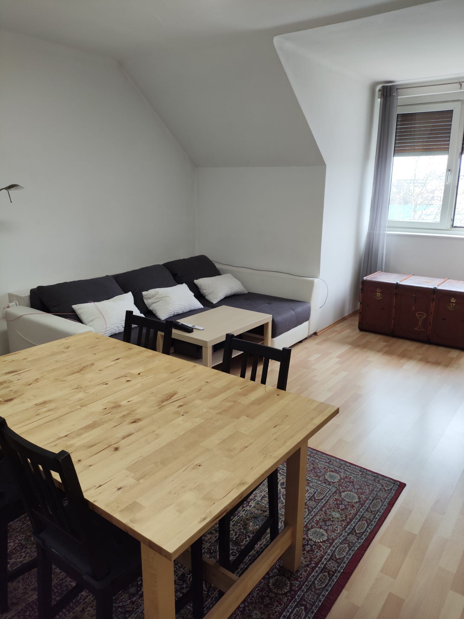 Helle 3-Zimmer Wohnung - Bezirk Jakomini!