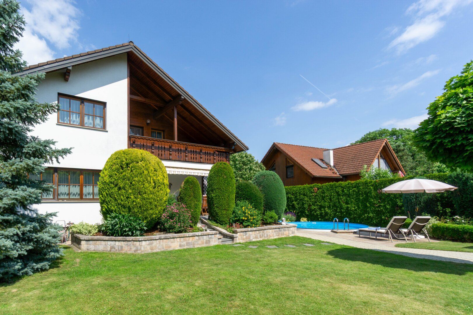 Alles bereit zum Einziehen! Einfamilienhaus mit prächtigem Garten im Gablitzer Ortszentrum