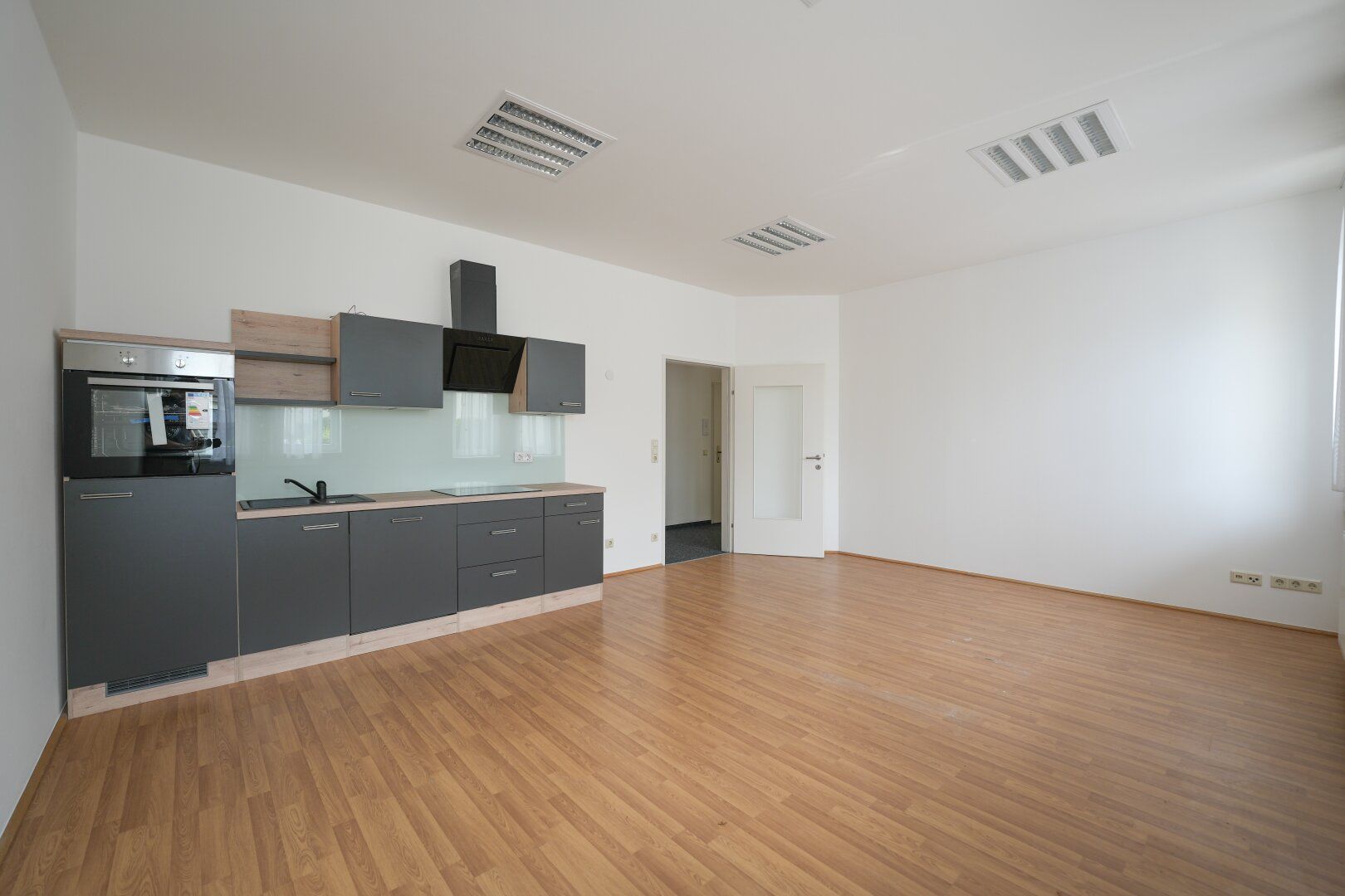 Gemütliche 2-Zimmer-Wohnung mit Garage in Thalheim bei Wels