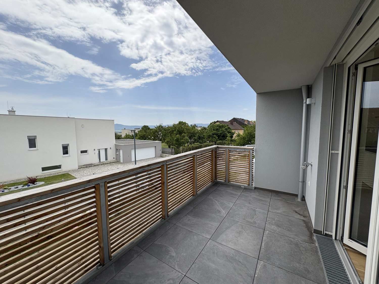 Erstbezug - hochwertige 2 Zimmer Balkonwohnung mit Deckenkühlung Nahe Altstadt Krems