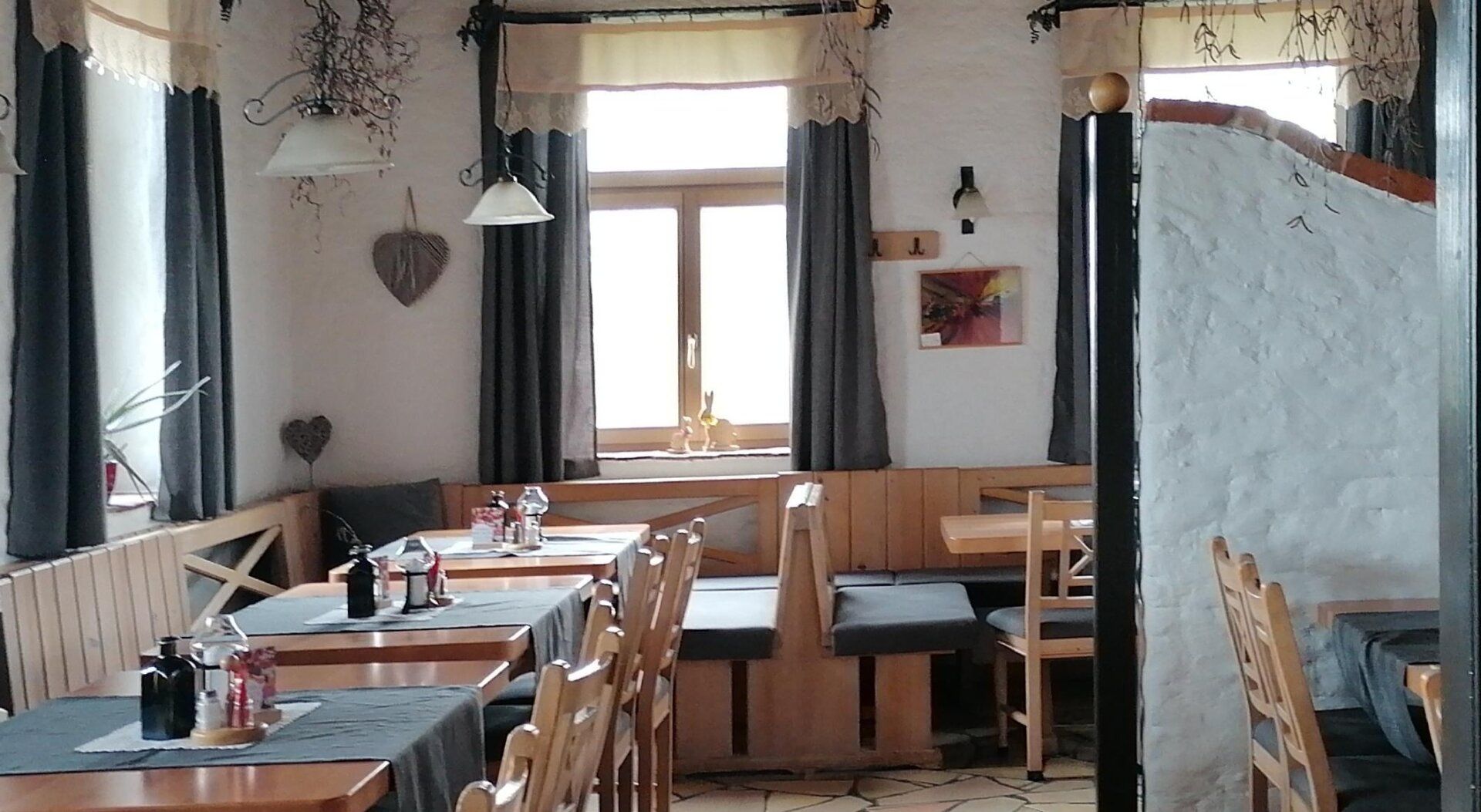 Bad Waltersdorf: Etabliertes Gasthaus/Heuriger in Top-Lage - Ansicht 5
