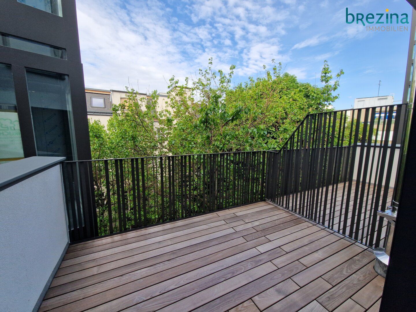 TOLLE 2 ZIMMERWOHNUNG + TERRASSE - ERSTBEZUG - U4 FRIEDENSBRÜCKE