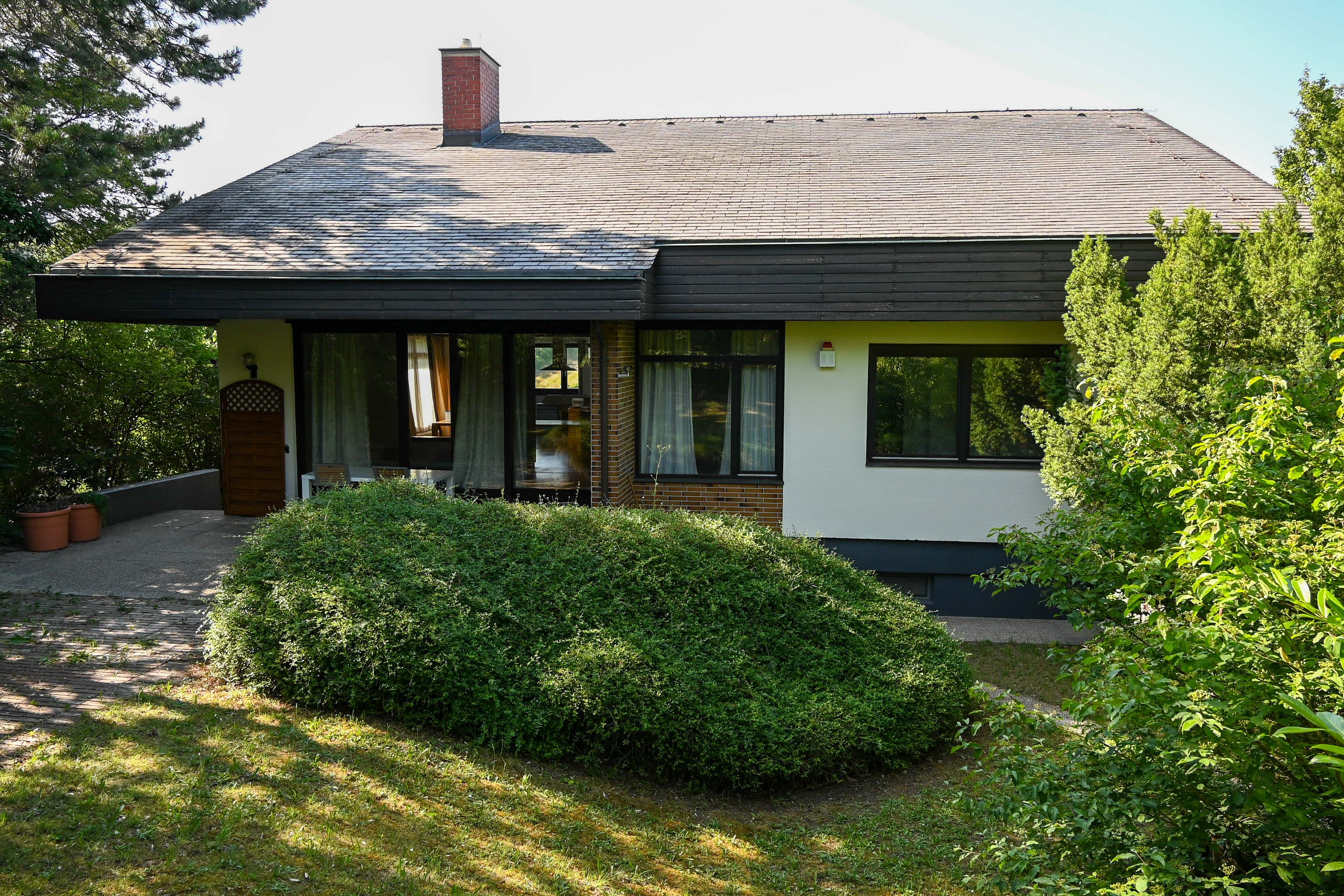 Geräumiges Haus mit großen Garten