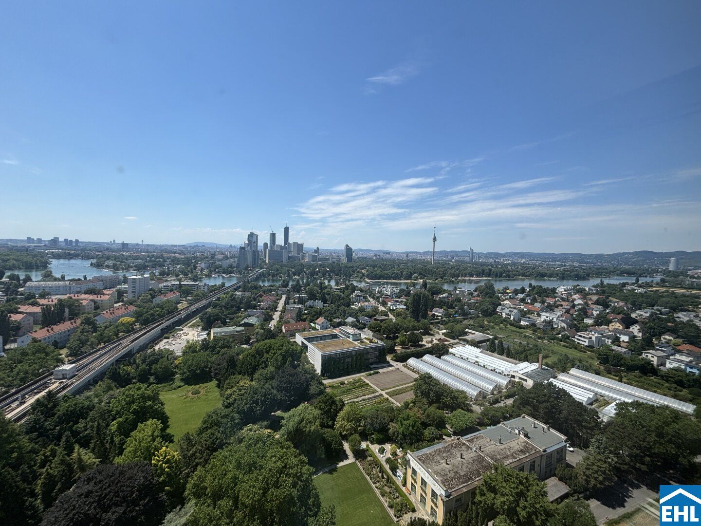 SKY LIVING im VIENNA TWENTYTWO - Exklusives Wohnen über den Dächern Wiens