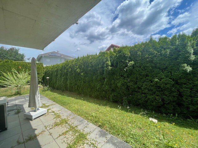Neuwertige Gartenwohnung