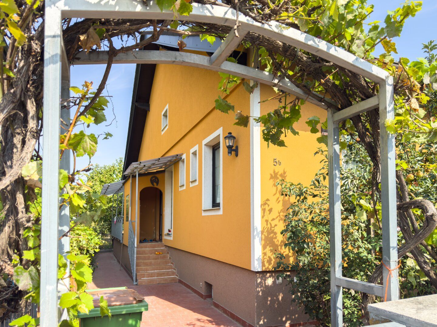 EINFAMILIENHAUS IN TOP-ZUSTAND - idyllische Grünruhelage