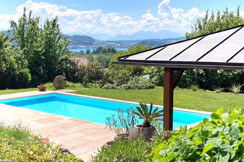 Wohnen mit Weitblick - Traumhaftes Einfamilienhaus mit Pool, Nähe Mattsee