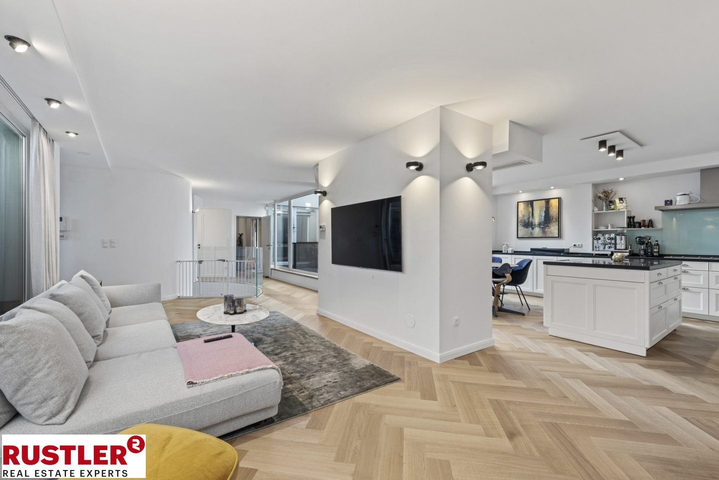 Rarität am Naschmarkt - 4-Zimmer-Luxuswohnung im Herzen Wiens - Wohnen auf höchstem Niveau!!