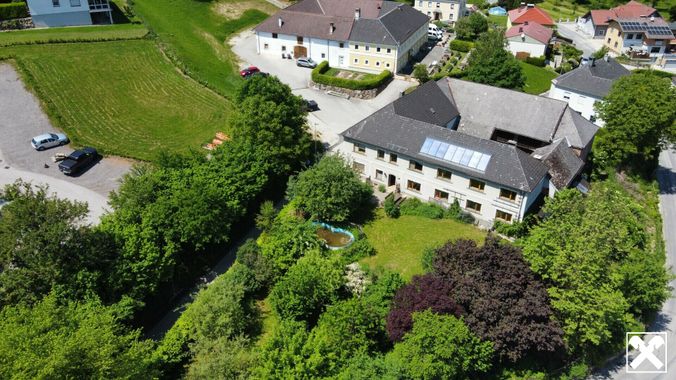 Front mit Garten
