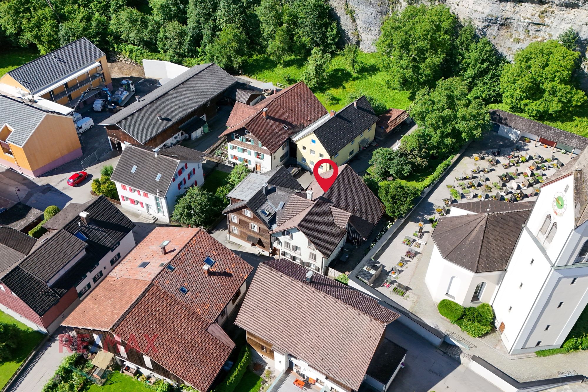 Felsenfest investieren - Zinshaus mit Naturkulisse - Ansicht 2