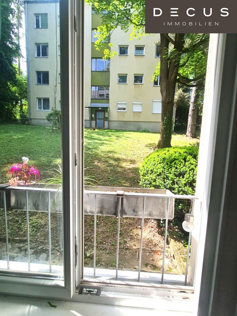 PROMENADEGASSE IN RUHIGSTER GRÜNLAGE IN DORNBACH