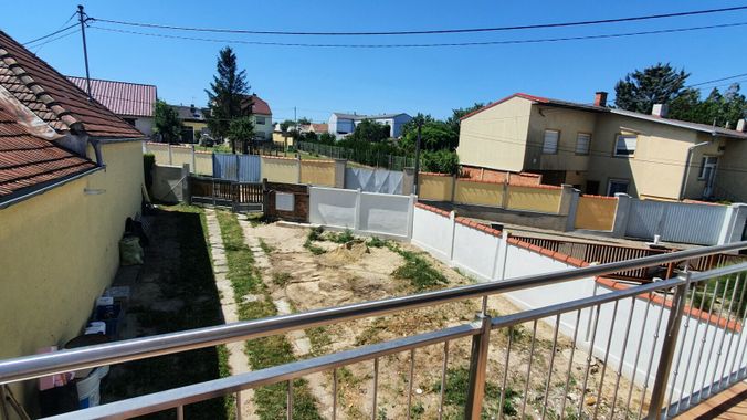 04 Garten vorne