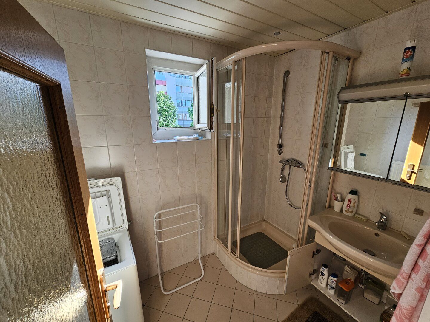 Migazziplatz, ruhige 4-Zimmer-Wohnung nähe Meidlinger Markt, 2.Liftstock, 4 Min zur U4/U6