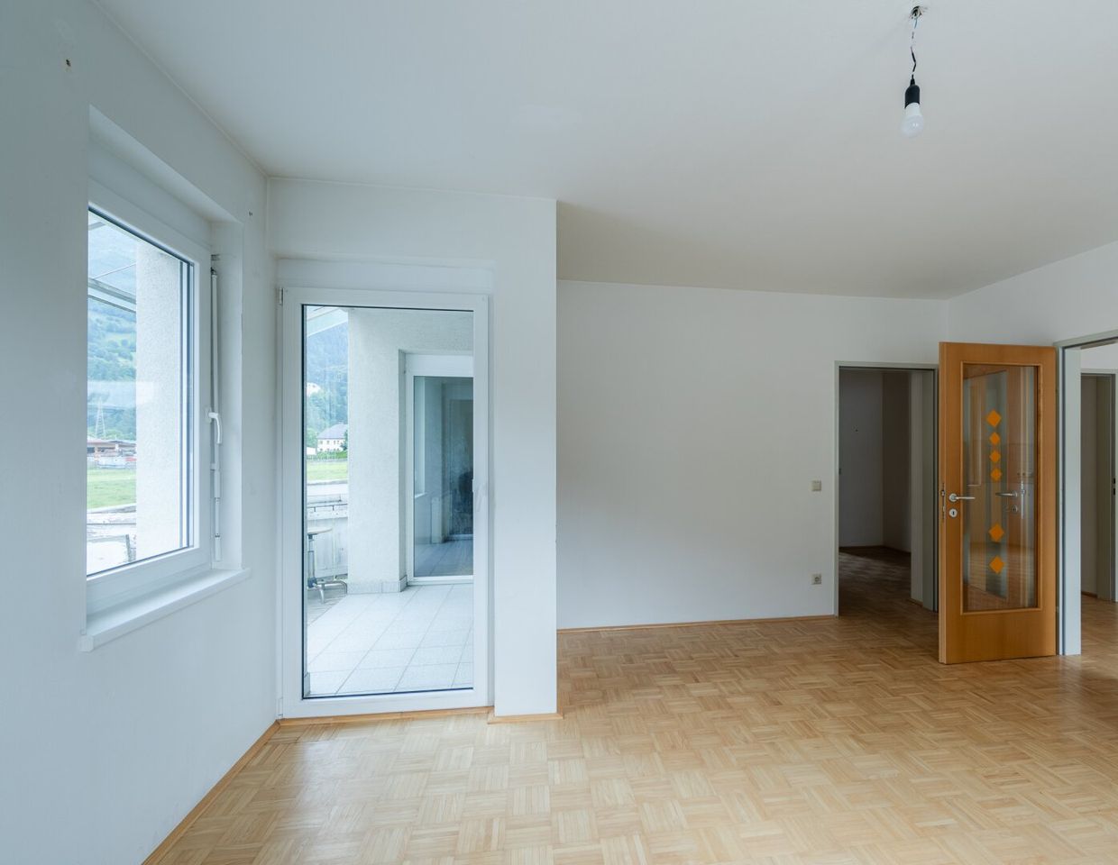 Wohnung Dachgeschoss in Gewerbeobjekt mieten. Obervellach.
