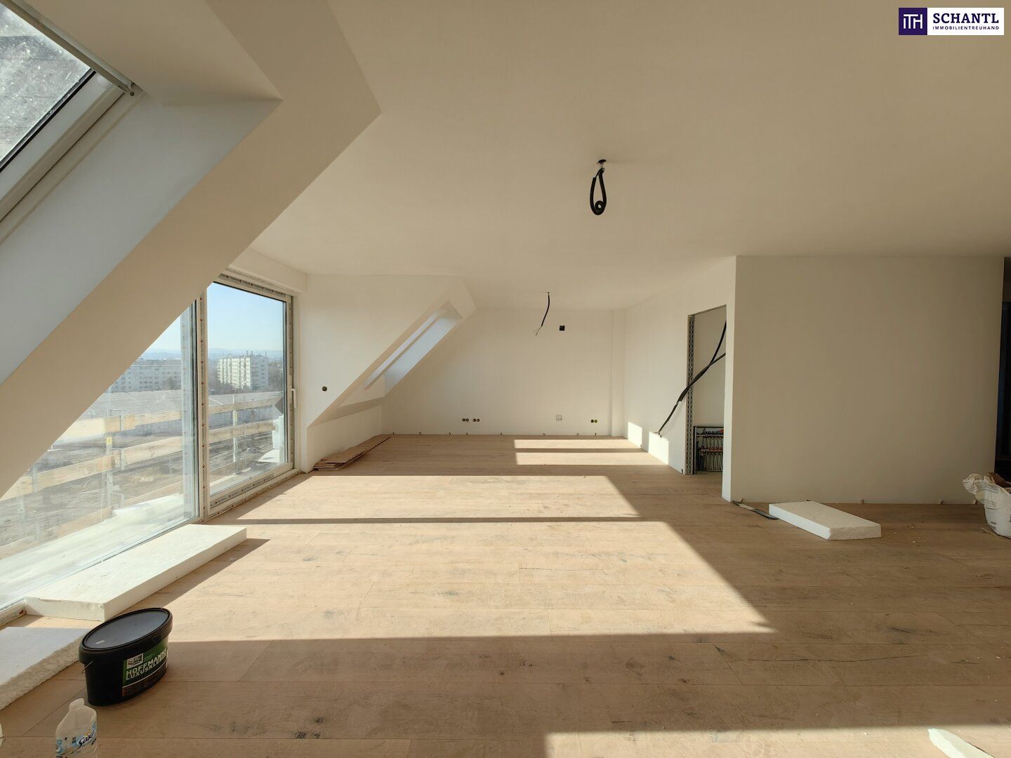 ++ LUXURY LIVING ++ Exklusive Dachgeschosswohnung + ERSTBEZUG