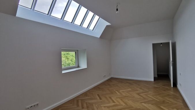 Schlafzimmer mit Abstellraum
