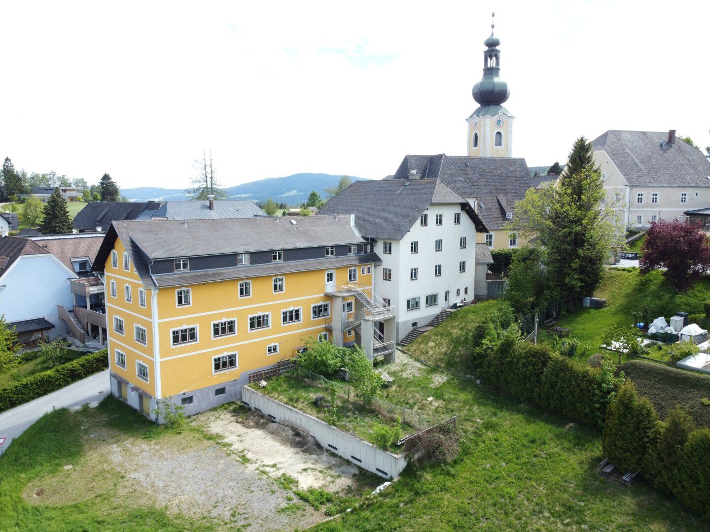 Ehemaliges Gasthaus mit großem Entwicklungspotenzial! - Ansicht 3