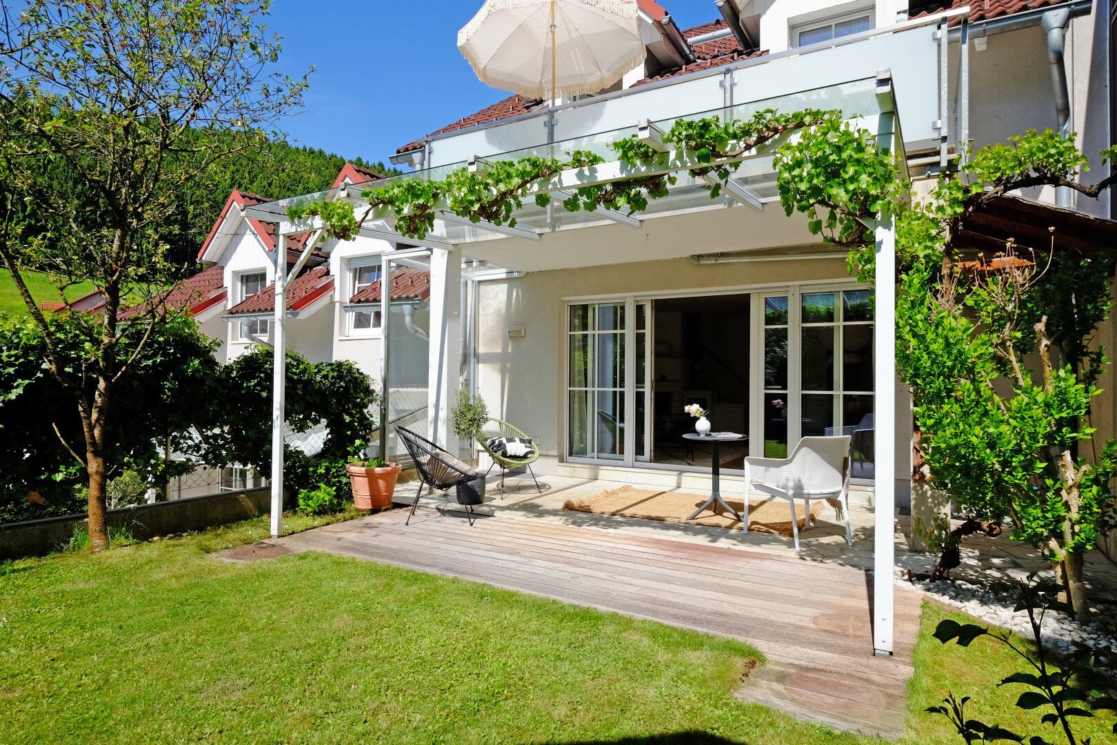 Reihenhaus mit wunderbarer Atmosphäre an der Stadtgrenze zu Linz Urfahr: Ihr neues Zuhause mit ganz viel Platz