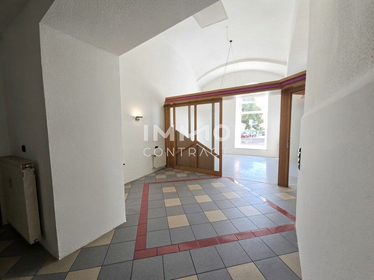 GESCHÄFTSFLÄCHE in zentrale Lage mit Parkmöglichkeit - 3 Räume - Schießstattgasse 4 - Top 503 - Mehr