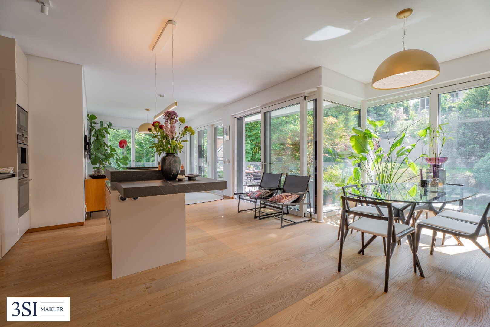 Wo Luxus auf Natur trifft - Traumhafte Terrassenwohnung mit Blick ins Grüne