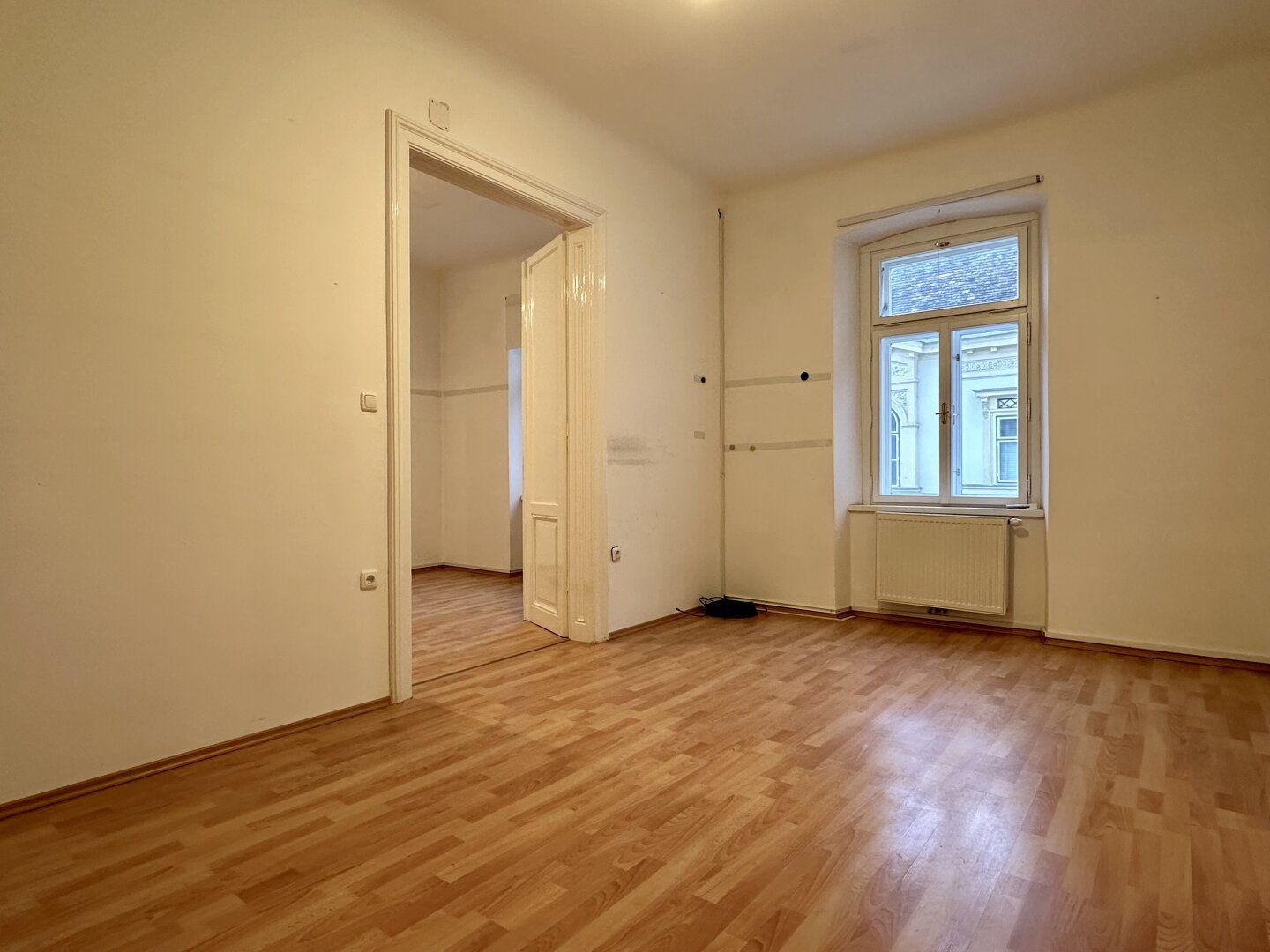 Altbau Büro / Ordination / Praxis beim Grünen Markt! - Mehr
