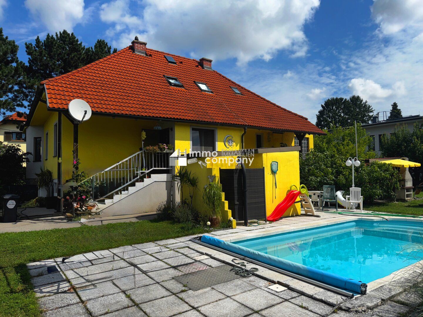 Sonniges Eckgrundstück mit charmantem Einfamilienhaus - großes Potenzial in ruhiger Nachbarschaft!